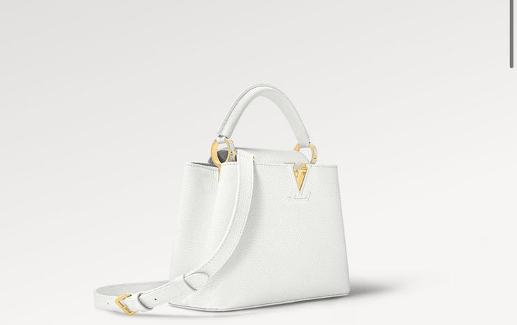 M55832
Capucines BB