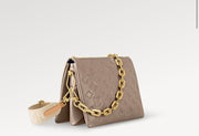 M21263
Borsa Coussin PM