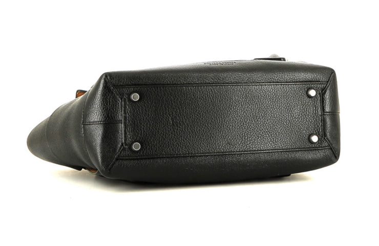 Borsa Bottega Veneta Arco 33 in pelle nera